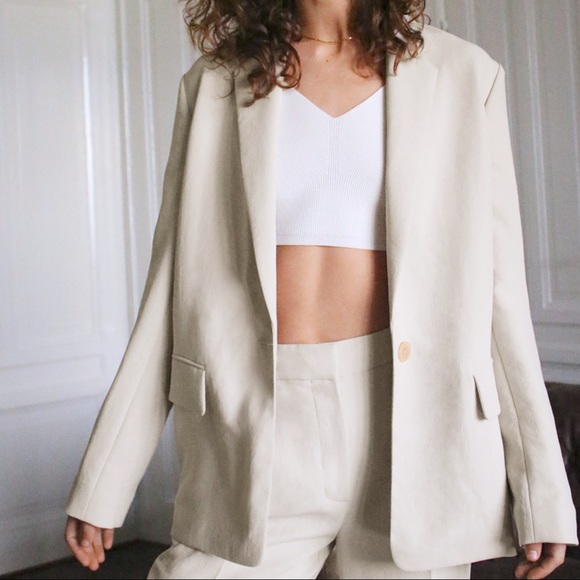 Aritzia Jackets & Blazers - Aritzia Wilfred Bone Blazer 🤍